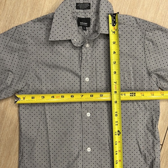 Boys Holiday Editions S C 6/7 Gray & Black Polkadots Button Down Shirt - Picture 8 of 12